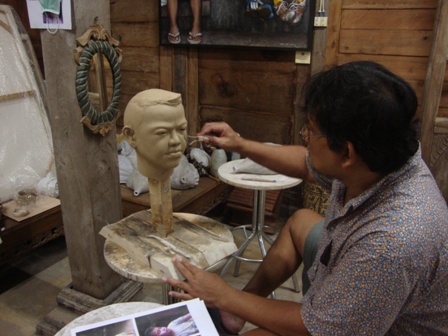 process of 'edmon the boy from ubud" sculpture